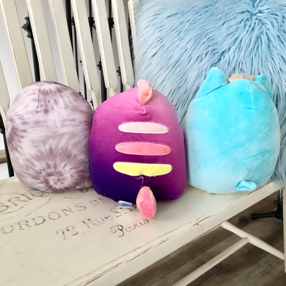 Squishmallows, Set of 3, Chameleon Axolotl, Sloth & Corgi Dog, 9" Stuffed, Plush - Picture 3 of 10